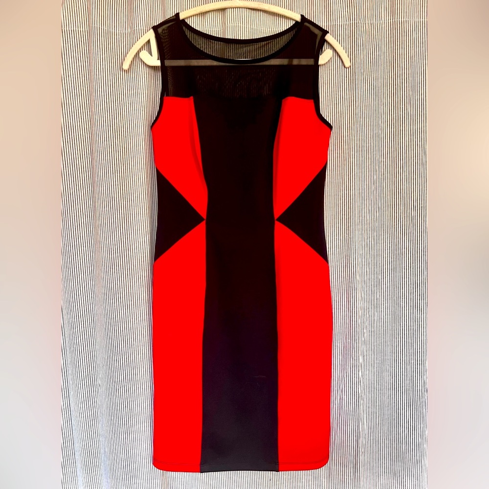 Vintage 80s color block dress, preternaturally flattering